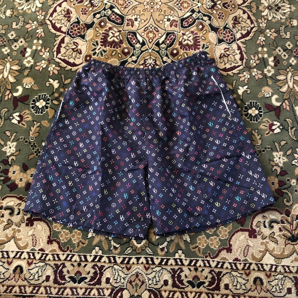 Vandy The Pink Multi Monogram Hawaiian Shorts Sz L